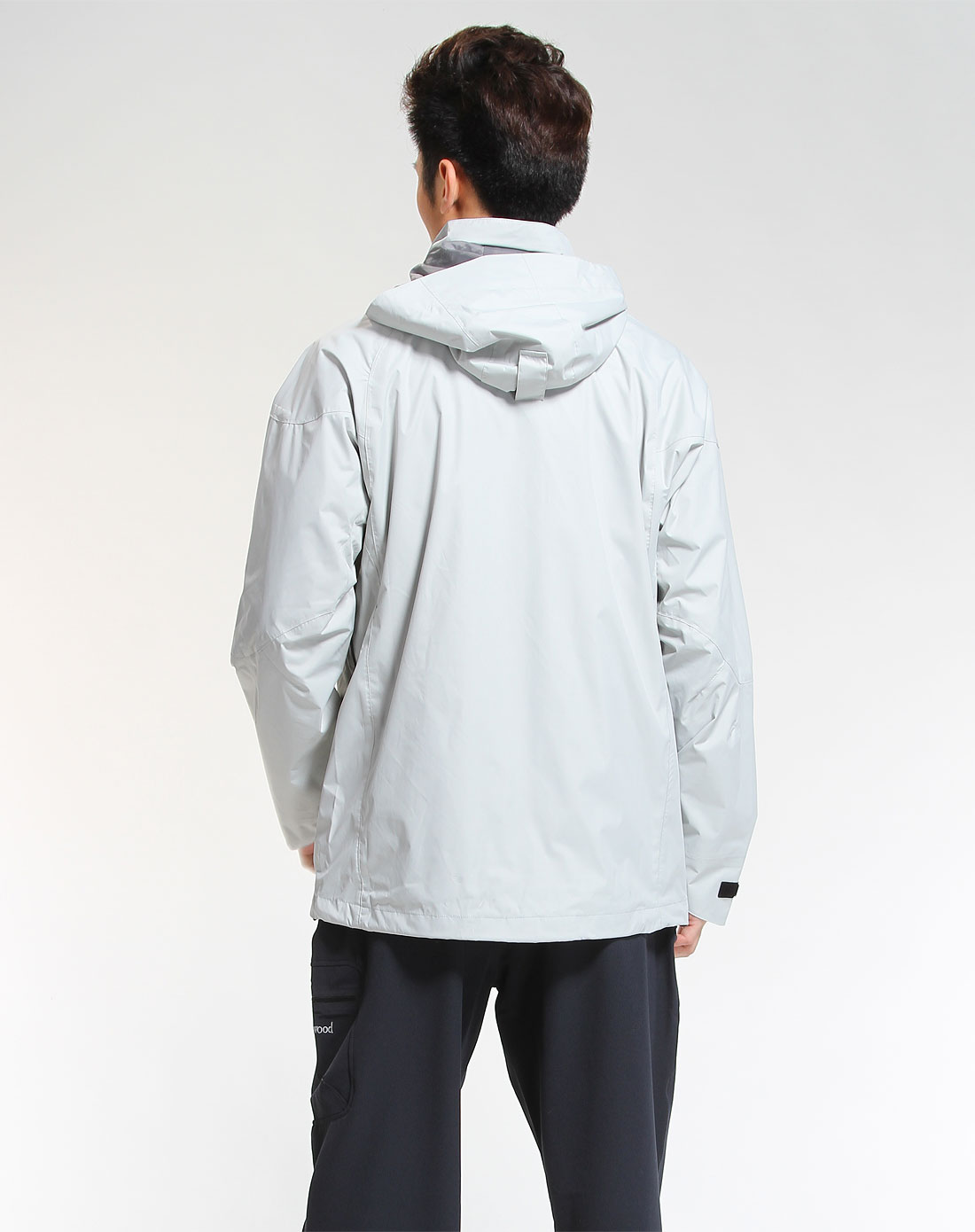 男款黎明灰色防风防水透气冲锋衣