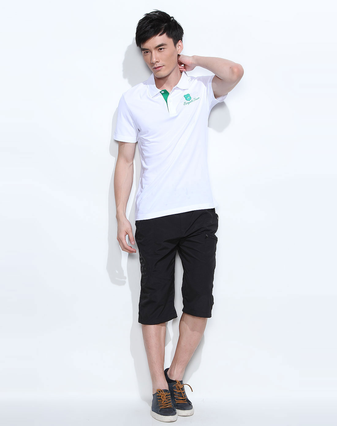 贵人鸟白色时尚翻领简约短袖t恤