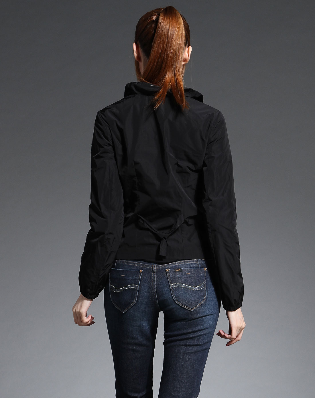 奢华欧美女士armani aj 女款潮流时尚白搭俏皮外套深黑色r5b01ej12ner