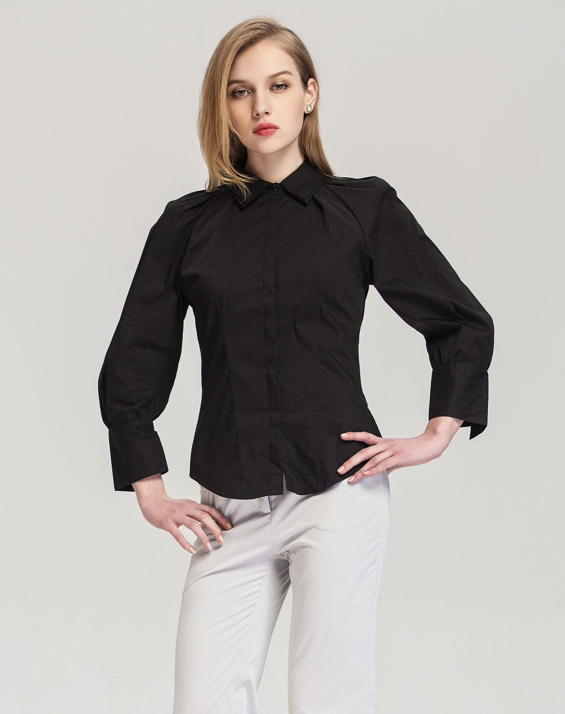 女款黑色长袖衬衫