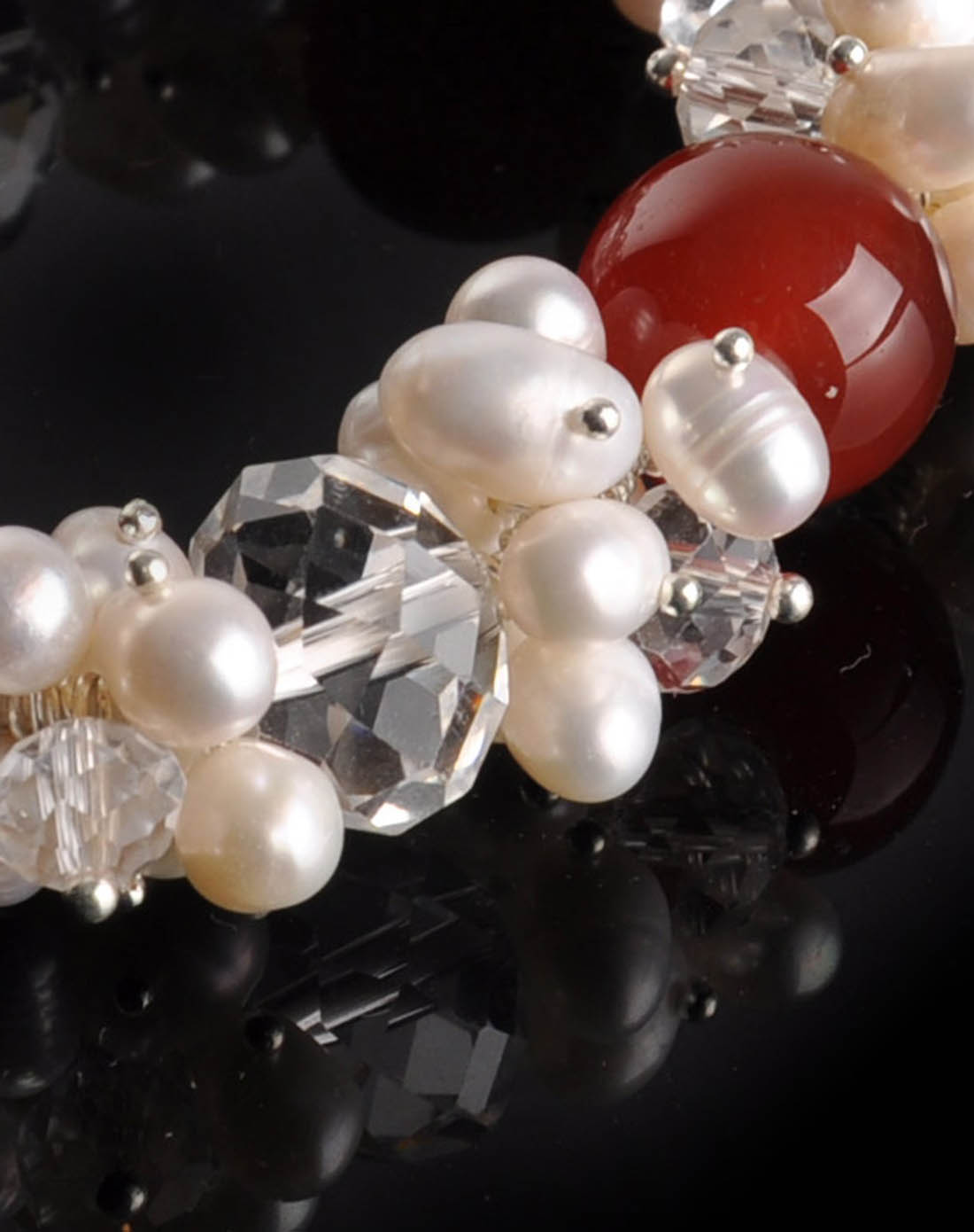 女款白色合成水晶珍珠玛瑙手链