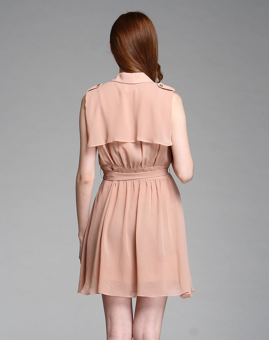 浅粉色个性开襟无袖连衣裙