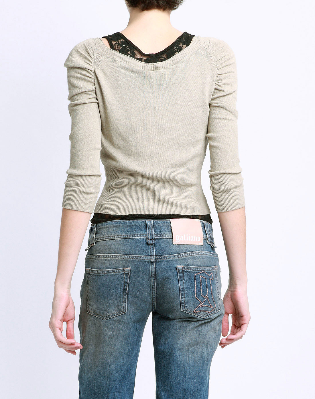 浅卡其色性感妩媚针织上衣