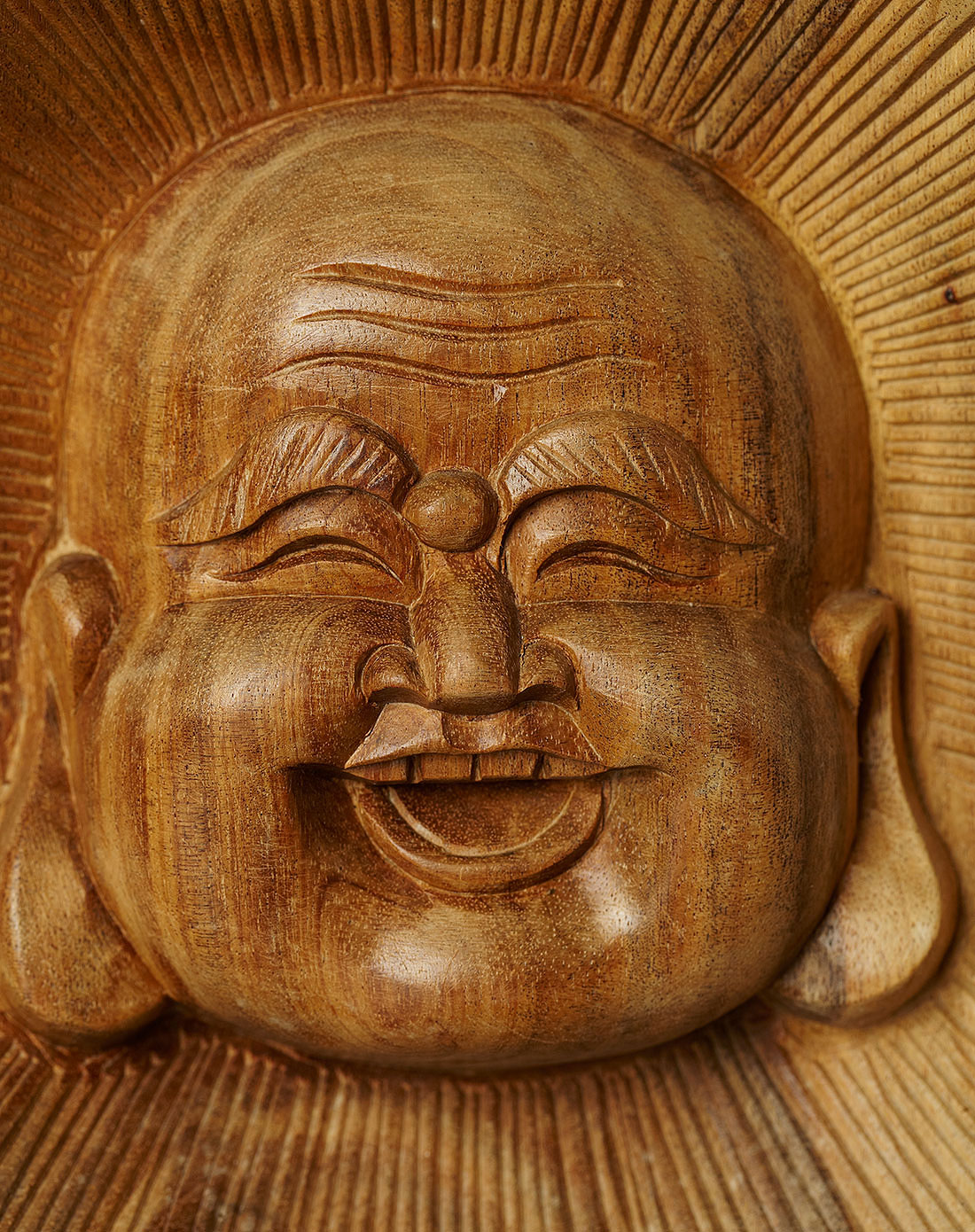 雨豆木精雕笑面弥勒佛