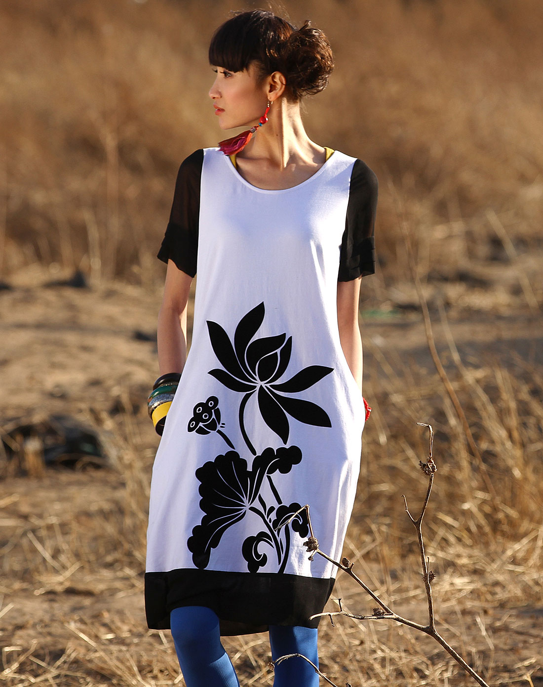 女款黑白拼接莲花图案连衣裙