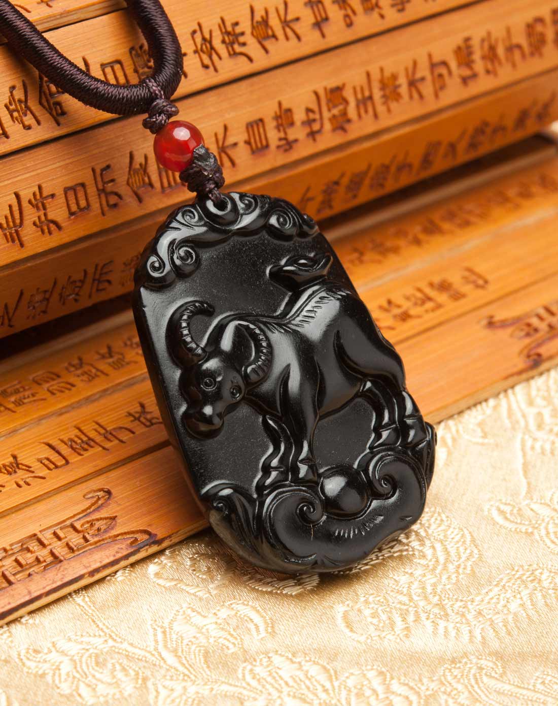 [ 博金珠宝 ] 黑曜石生肖牌-牛