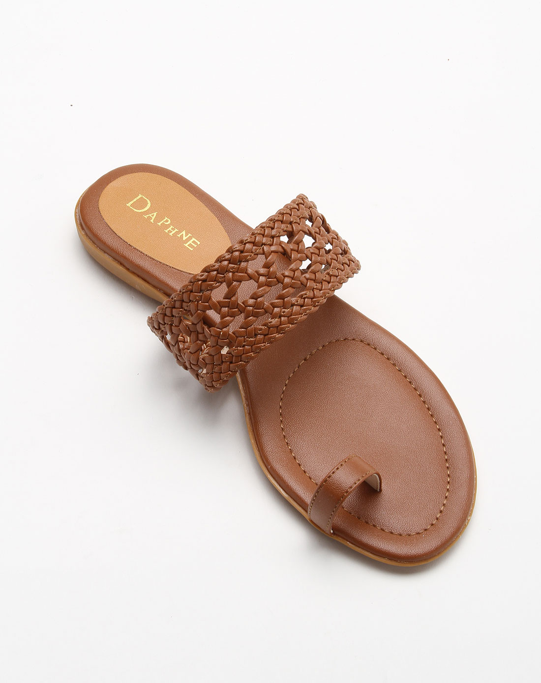 [ 达芙妮 ] 民族风编织带棕色平底凉拖鞋