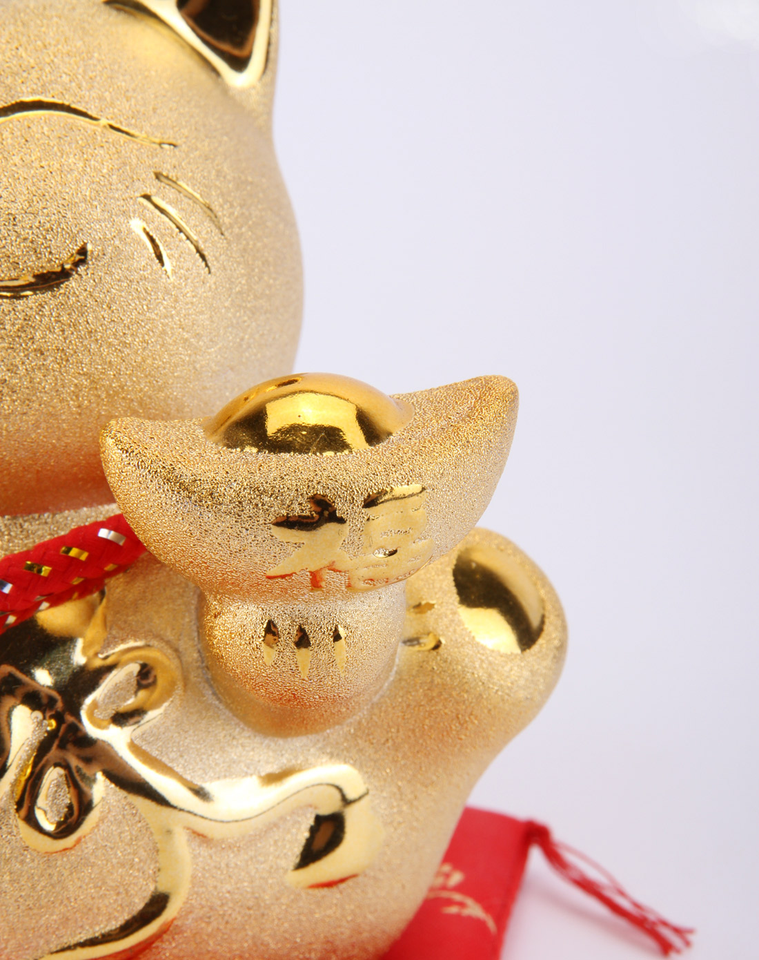 金色招财猫招财元宝六寸