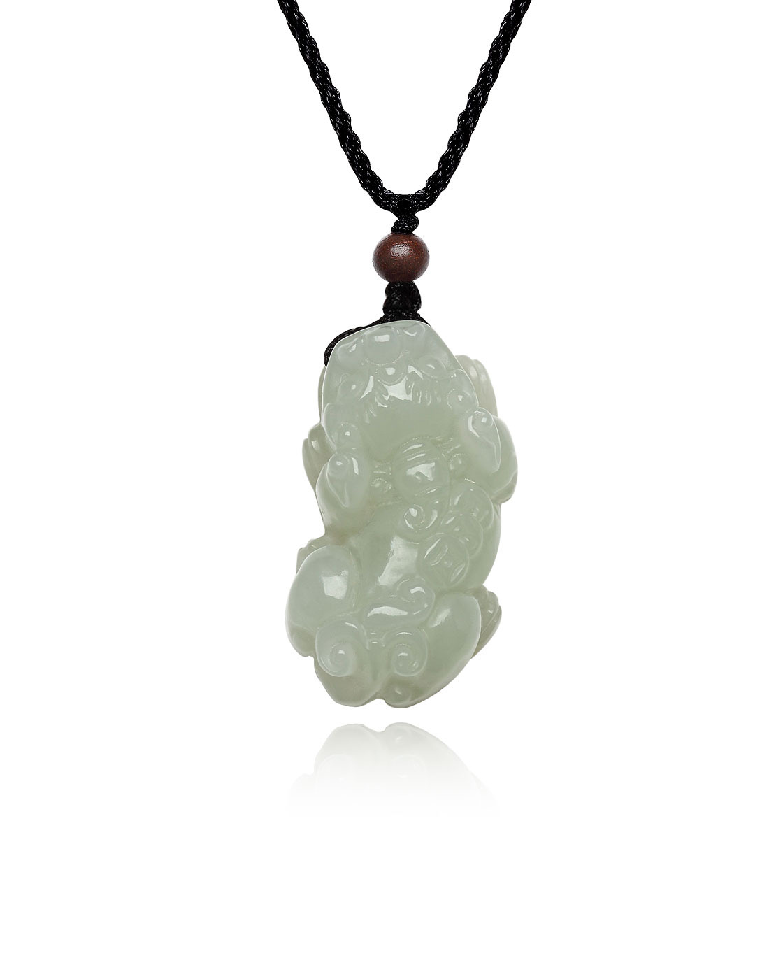 招财貔貅和田玉吊坠