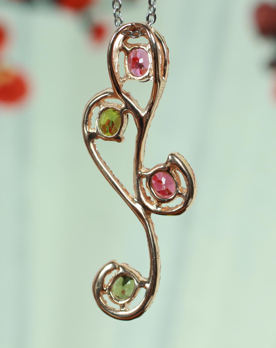 精美可爱花形吊坠(附带国家级认证证书)