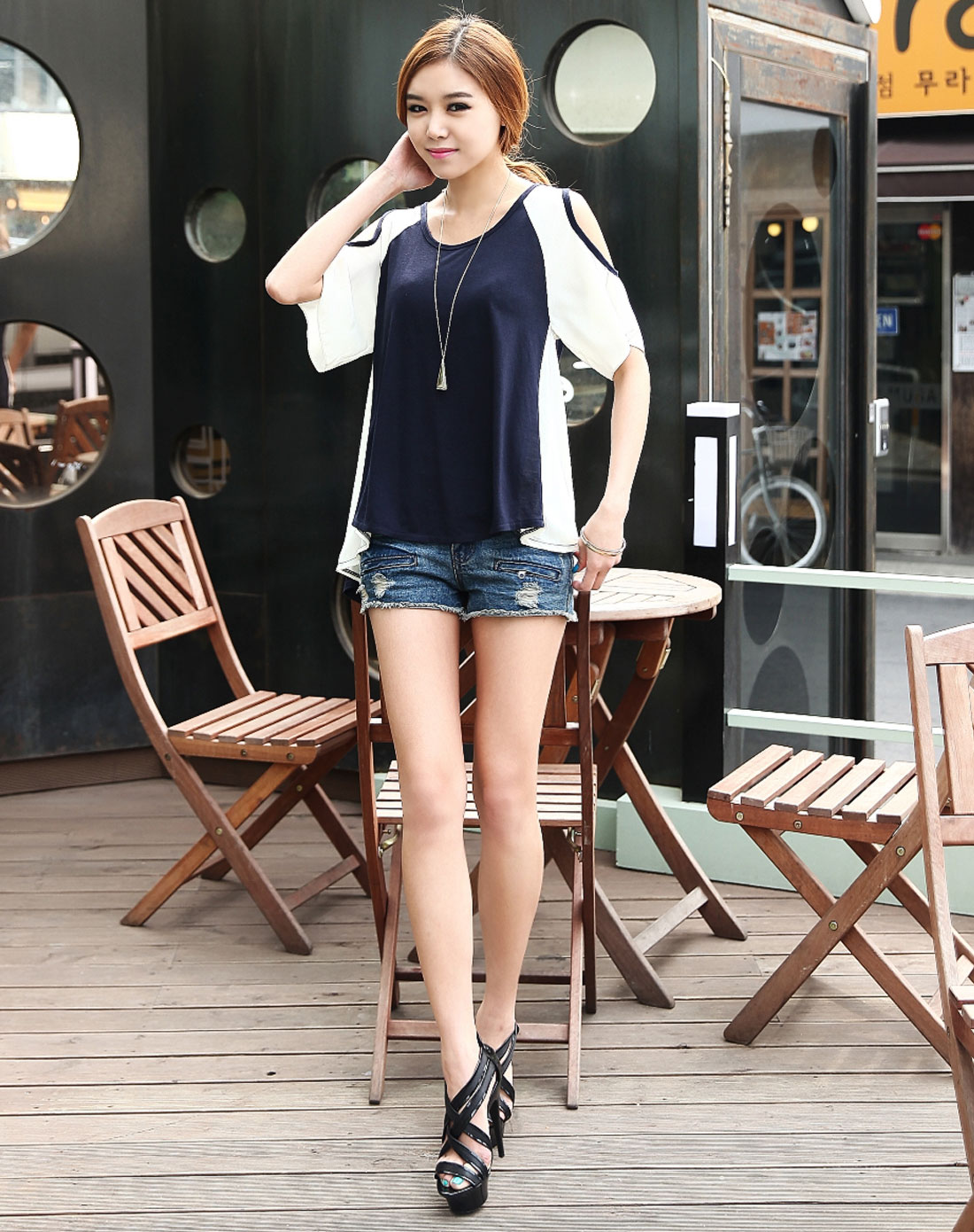 藏蓝色短袖宽松露肩t恤