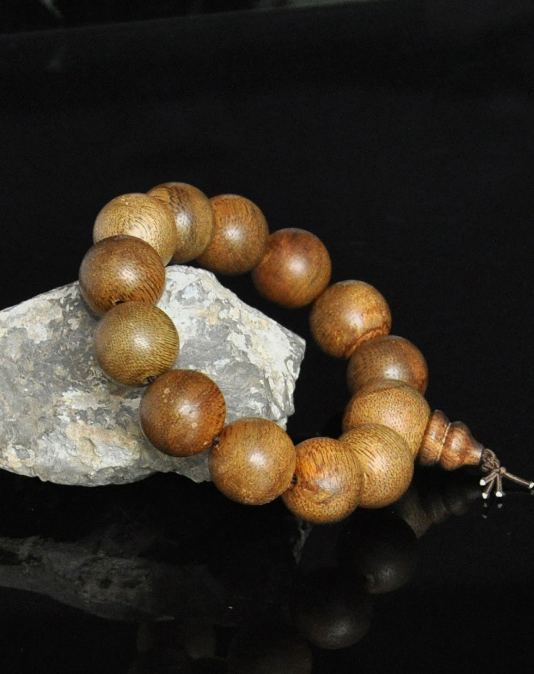 马来西亚绿奇楠沉香手串