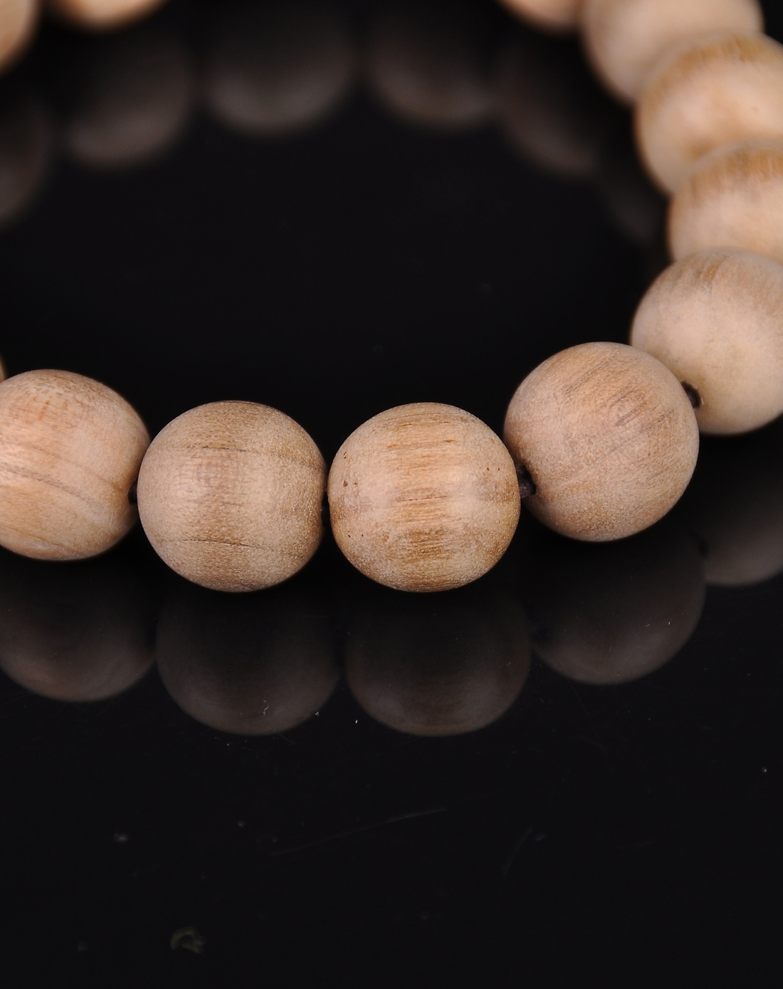 古色古香金丝楠手串