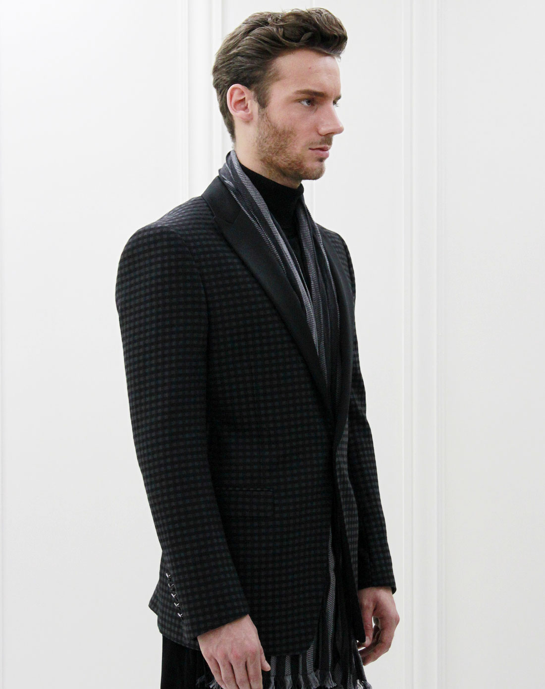 > 男款黑色单西